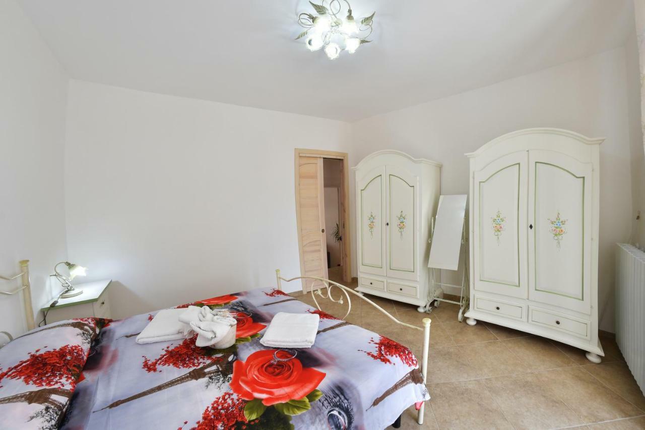 Marghegio' House Apartment Ceglie Messapica Exterior photo